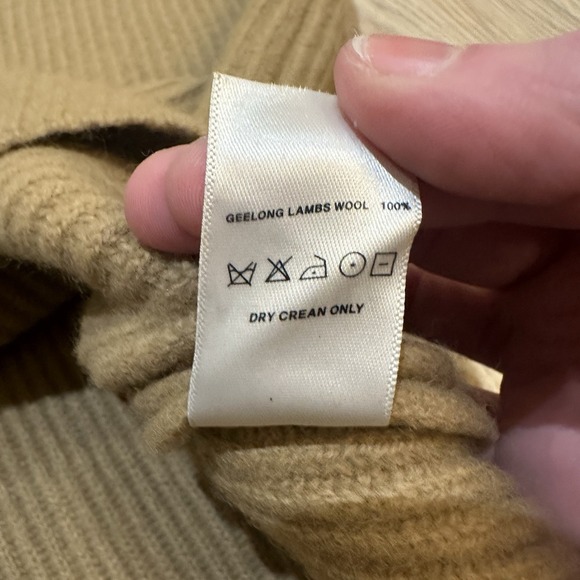 Almina Concept Sweater Camel Tan 100% Geelong Wool V-Neck Sweater Size Small - Picture 7 of 8